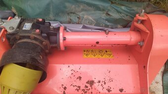 Mulčovač Mefuzor DABAKI MFZ 180 stranový posuv - 7
