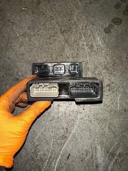 Náhradní díly Kawasaki zzr 1400 ZXT40H 2018 - 7