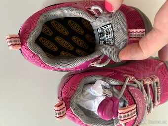 Nové dívčí boty zn.Keen - 7