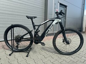 Trailový karbonový ebike Fantic XTF 1.5 Carbon - 7