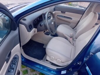 ACCENT 1,4i-16V-71kw,klima,tažné,původ čr,r.v.2007. - 7
