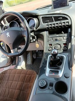 Prodám Peugeot 3008 2.0 HDI 110 kw - 7