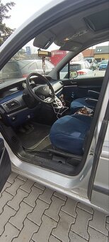 MPV Fiat Ulysse 2008 2.2 JTD 7 místné - 7