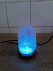 Solná lampa na USB kabel - mění barvy - 7