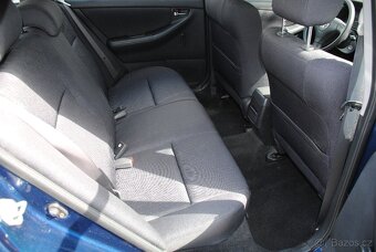 TOYOTA Corolla 2.0D-4D 66kW - klimatizace - 7