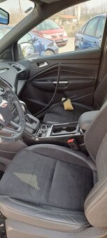 FORD KUGA 2,0TDCI AWD ST-line - 7