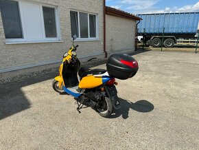 VONROAD 2011 VIN 487 - 7