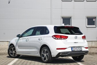 Hyundai i30 1.5 T-GDi mHEV iMT Family - 7