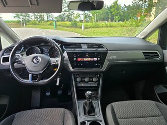 Prodám VW Touran 1,4TSi 110kw 2018 122tis.km - 7