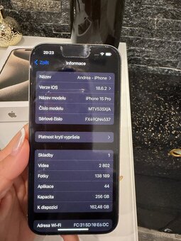 Apple Iphone 15 Pro 256 GB přírodní titan - 7