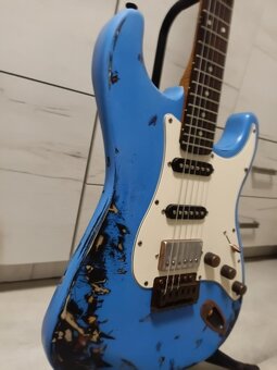 Elektrická kytara Stratocaster - 7