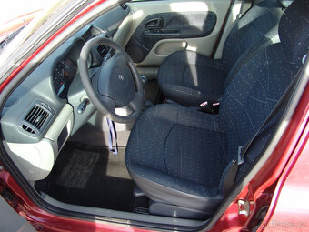 Renault Clio 1.5 dCi 5dv. 85t.Km - 7