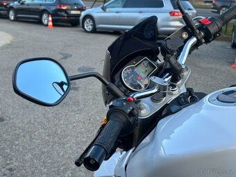 Suzuki GSR 750 2014 - 7