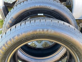 215/60R17 - 7