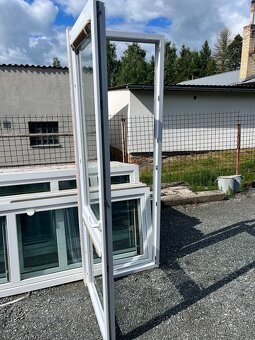 PLASTOVÉ DVEŘE BALKÓNOVÉ SALAMANDER 90x244 L+P-1490,-/ks - 7
