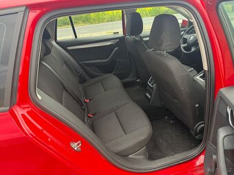 Škoda Octavia 1.6 TDI Combi - 7