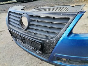 Přední nárazník VW Passat B6 3C modrá folie - 7
