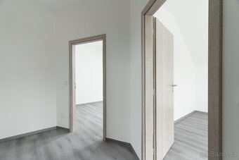 Prodej bytu 3+kk v osobním vlastnictví 78 m², Skorkov - 7