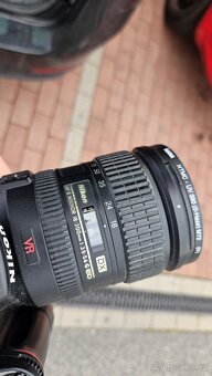 Nikon D80 plus 3 objektivy, Blesk Nikon SB-800 prislusenstvo - 7