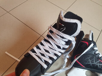 Brusle lední, chlapecké, vel. 32-35 - 7