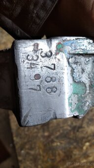 Skříň motoru slavia 1D90 - 7