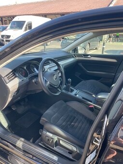 Volkswagen Passat R-Line, 2.0 TDI 110 kW - 7