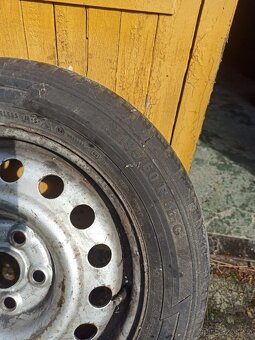 Prodám zimní pneu na discích 195/60/R16 C - 7