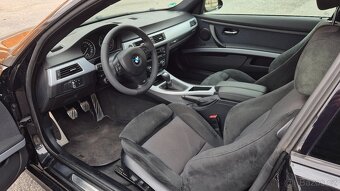 BMW 330i M Sportpaket Manuál E92 Xenon Nebouraný TOP stav - 7