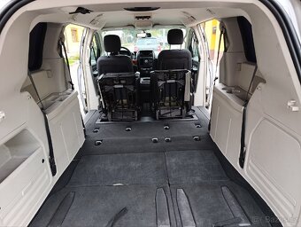 Chrysler Grand Voyager 3.8 LPG - 7