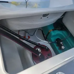 Trident 530 SUNDECK +Honda 100Hp - 7