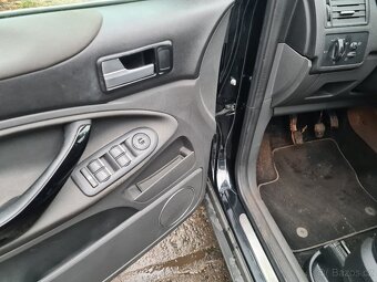 Ford Kuga 2.0 TDCi 4x4 TITANIUM S - 7