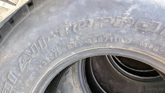 Pneu 235/85 R16 - 7