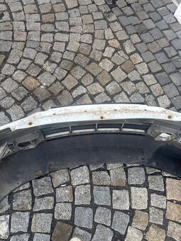 Škoda Octavia 2 predfacelift - přední nárazník - 7