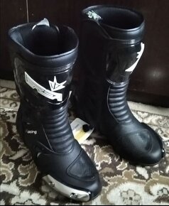 Prodám novou dámskou koženou moto soupravu - 7