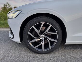 Volvo V60 T4 140kW, 2020, 1. maj - 7