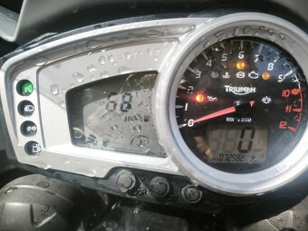 Triumph Tiger 1050 s ABS - 7