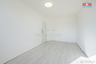 Prodej bytu 2+kk, 39 m², Kladno, ul. Holandská - 7