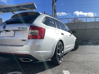 Škoda Octavia 3 RS - lízátko, prahy, zadní lišty - 7