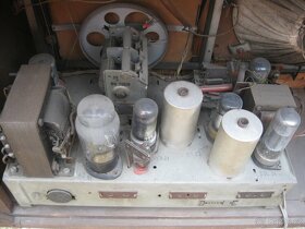 rádio TESLA Largo T516A - 1950 700kč - 7