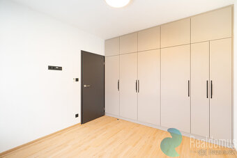 Pronájem nadstandardního bytu 2+kk, 55,2 m² , B. Smetany, Če - 7
