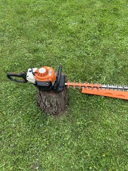Plotostřih STIHL Hs82R - 7