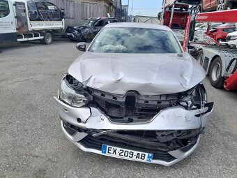 Renault Mégane IV 1,3i TCe - 7