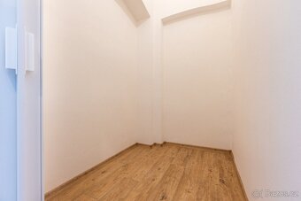 Pronájem bytu 3+1 s balkónem, Teplice - Šanov - 7