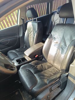 Passat B6 - náhradní díly - 7