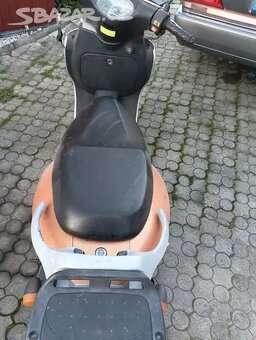 Dva skútry , Yuki rallye moto zeta - 7