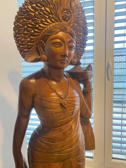 Prodám sochu Bohyně hojnosti - 7