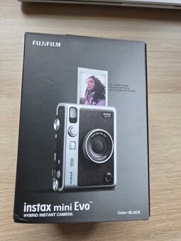 NOVÝ Fujifilm Instax Mini EVO - 7