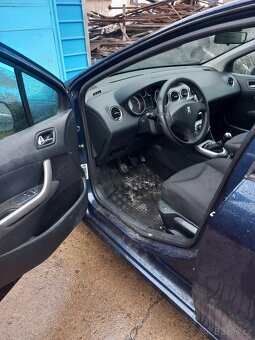 Dily Peugeot 308 rok 2009  1.6 hdi - 7