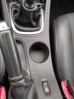 Prodám renault fluence 1.5 DCI, 78 kw, 2010 - 7