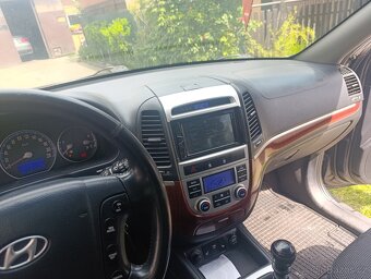Hyundai Santa Fe - 7